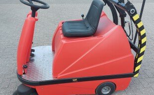 Levering nieuwe Meclean Buster 1100 Veeg-zuigmachine