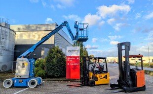 Levering Hyundai heftruck, BT reachtruck en een Genie hoogwerker