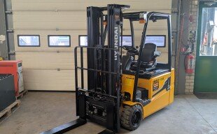 Levering nieuwe Hyundai 18BT-9U elektrische heftruck